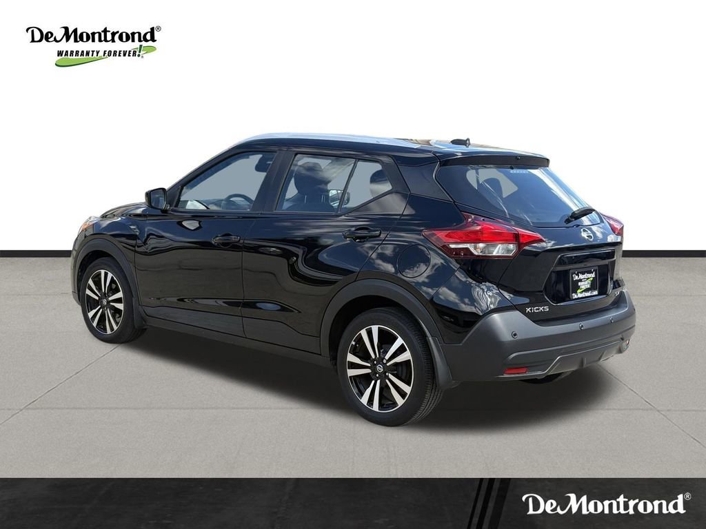 Used 2020 Nissan Kicks SV image 7