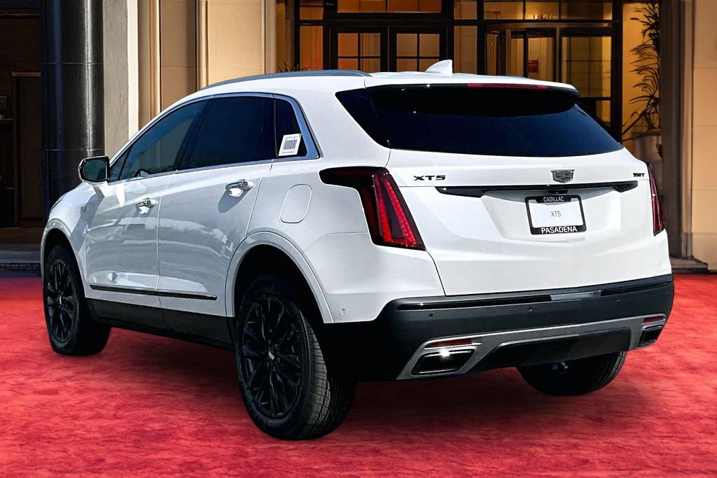 New 2026 Cadillac XT5 Premium Luxury w/ LPO, ONYX Package FWD image 4