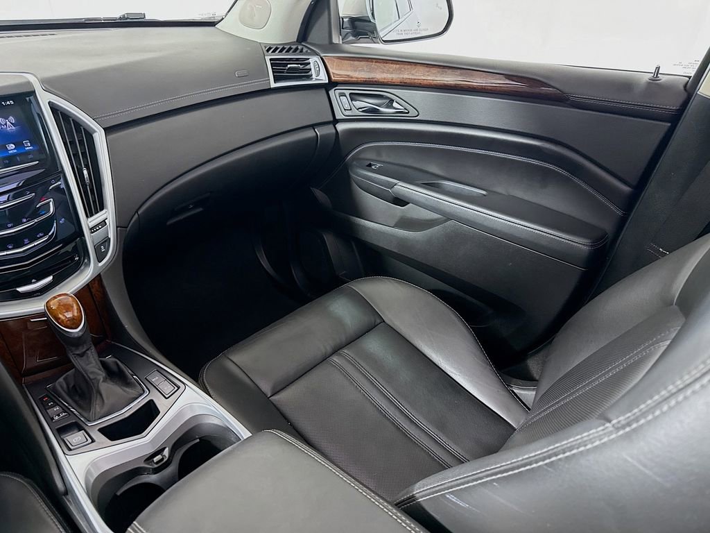 Used 2016 Cadillac SRX Luxury image 22