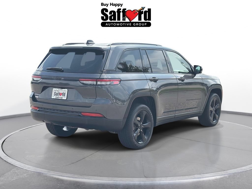 Used 2025 Jeep Grand Cherokee Altitude AWD/4WD image 20