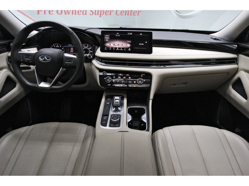 Used 2025 INFINITI QX60 Pure w/ Cargo Package FWD image 9