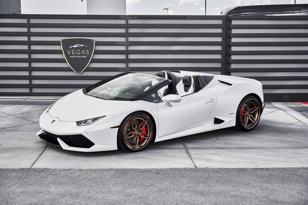 Used 2017 Lamborghini Huracan LP 610-4 AWD/4WD image 5