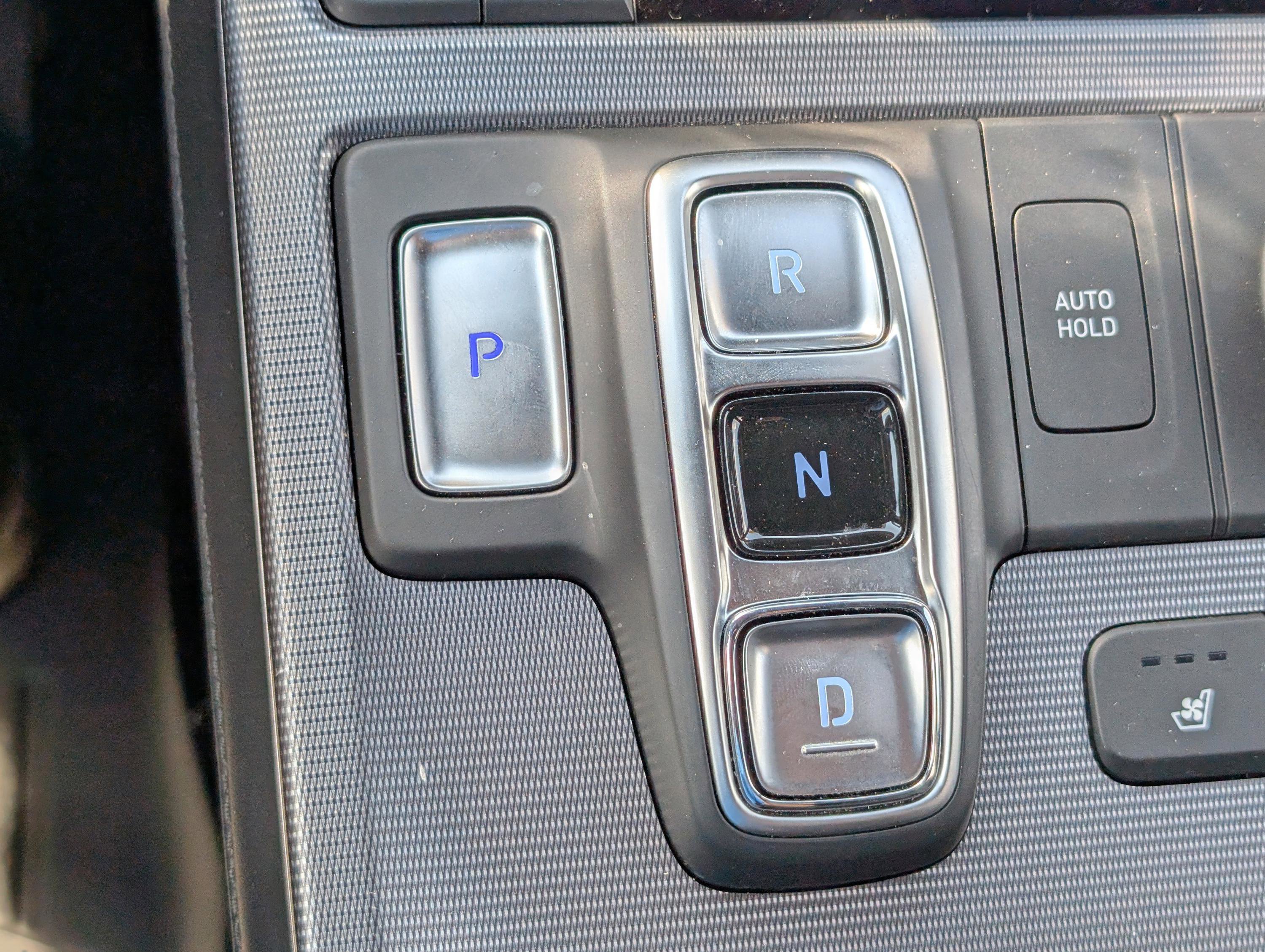 Used 2023 Hyundai Palisade Calligraphy image 30