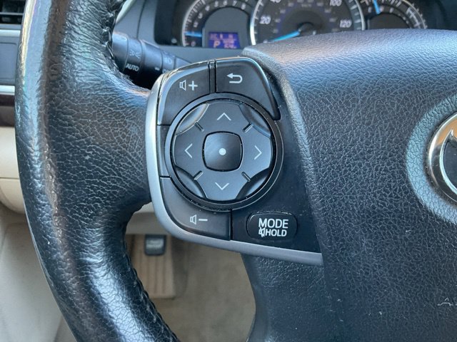 Used 2014 Toyota Camry XLE w/ Leather Package FWD image 22