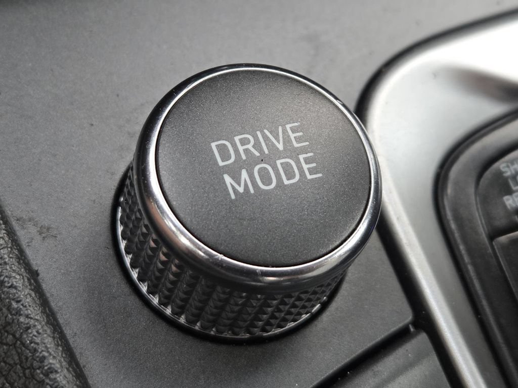 Used 2023 Hyundai Kona SEL FWD image 6