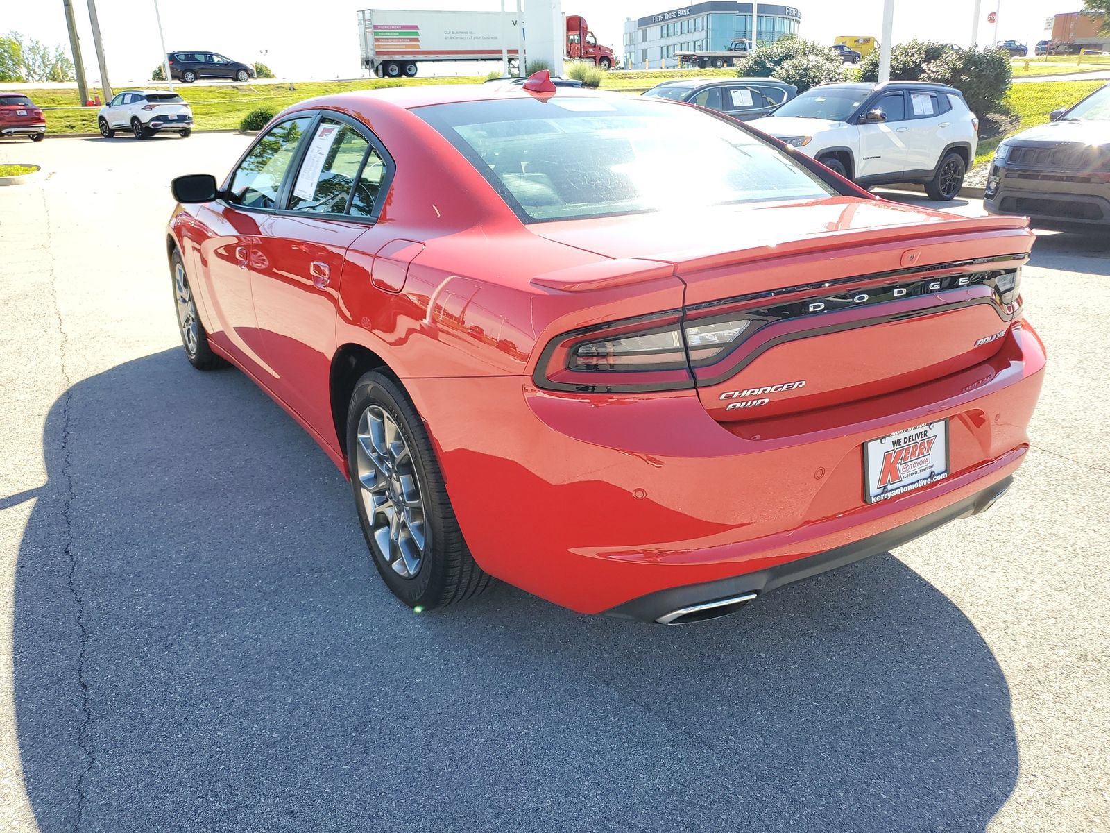 Used 2017 Dodge Charger SXT w/ AWD Plus Group image 3