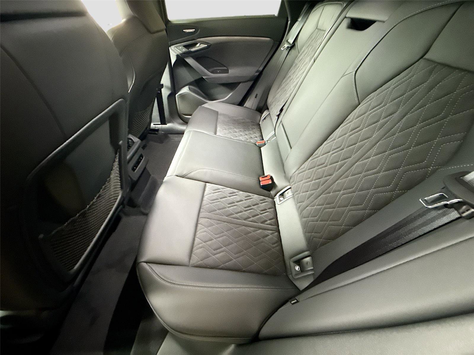 New 2027 Audi SQ6 e-tron Premium Plus image 25