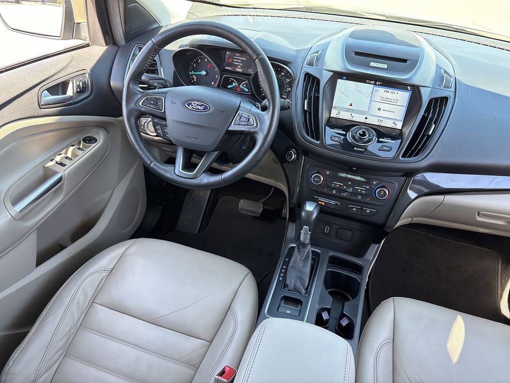 Used 2017 Ford Escape Titanium image 14