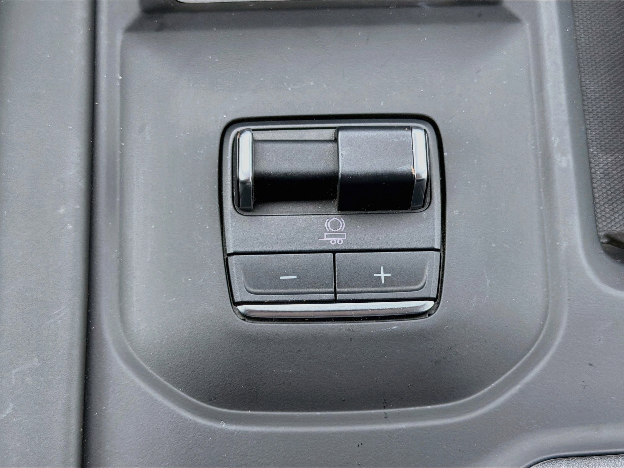 Used 2024 GMC Sierra 3500 Denali Ultimate AWD/4WD image 53