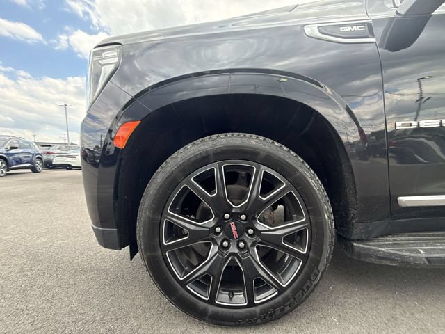 Used 2024 GMC Yukon Denali AWD/4WD image 10