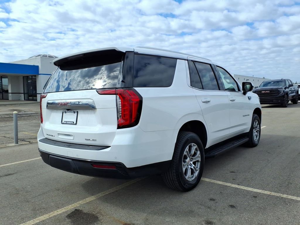 Used 2023 GMC Yukon SLE w/ Gmc Pro Safety Plus Package image 4