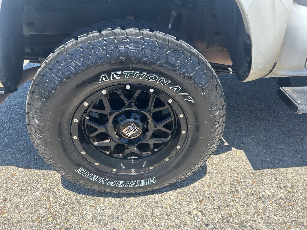 Used 2020 Toyota Tacoma SR5 image 22