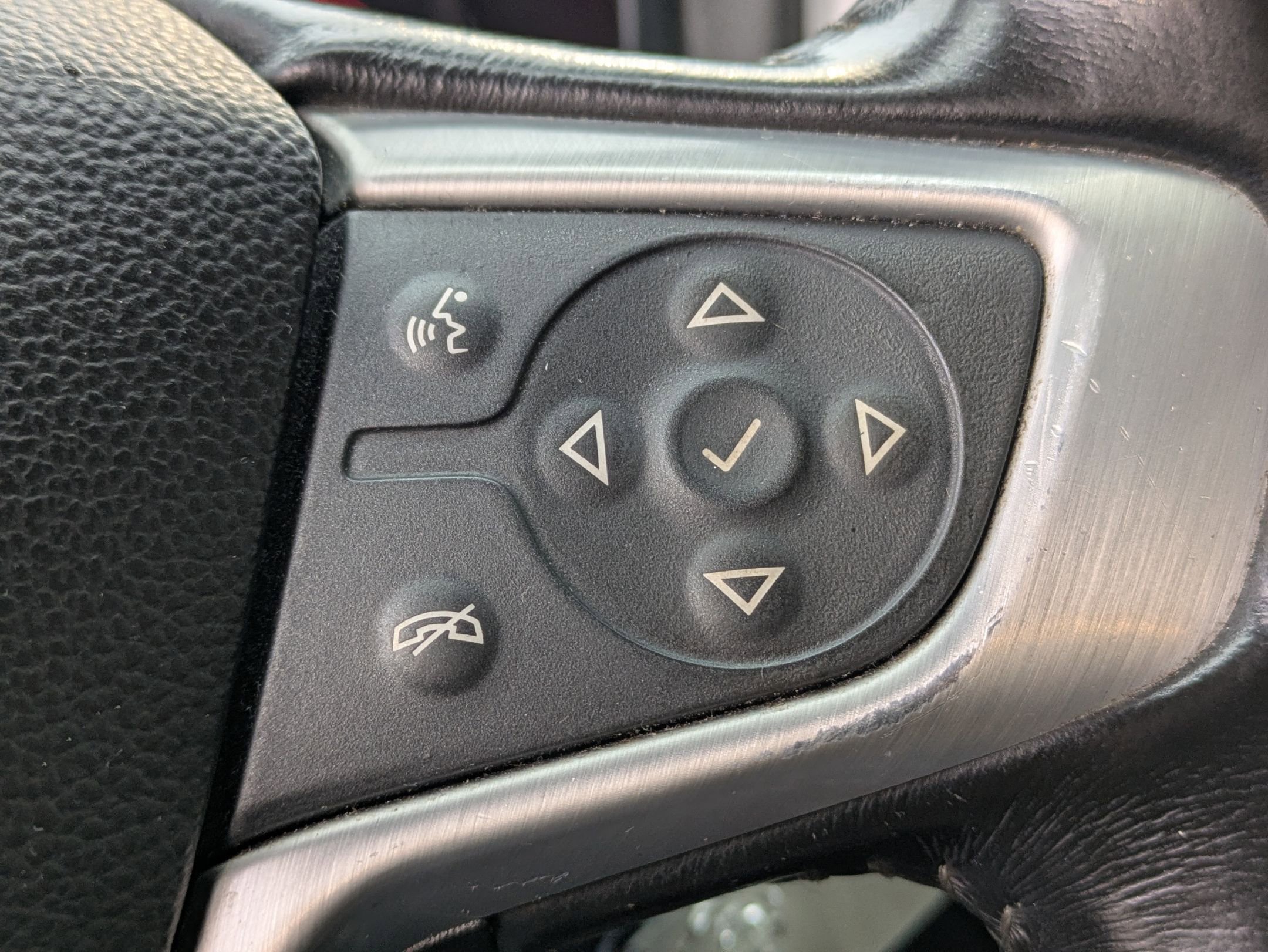 Used 2016 GMC Canyon SLT w/ Driver Alert Package image 13