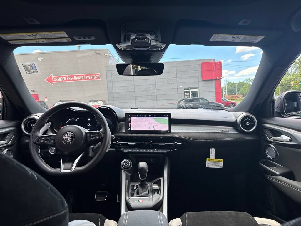 New 2026 Alfa Romeo Tonale w/ Active Assist Package AWD/4WD image 34