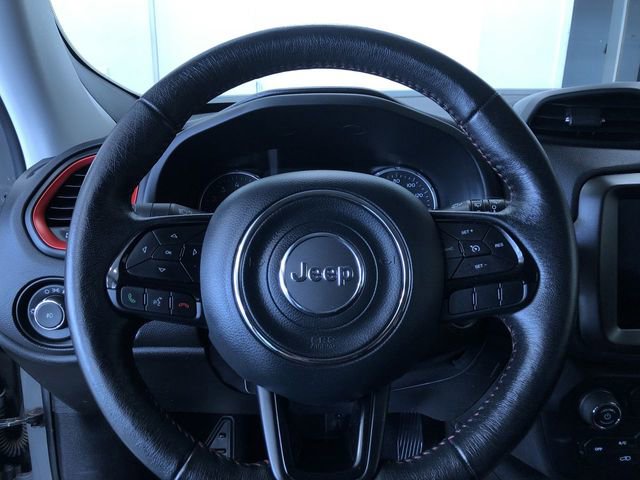 Used 2022 Jeep Renegade Trailhawk w/ Trailer Tow Group image 26