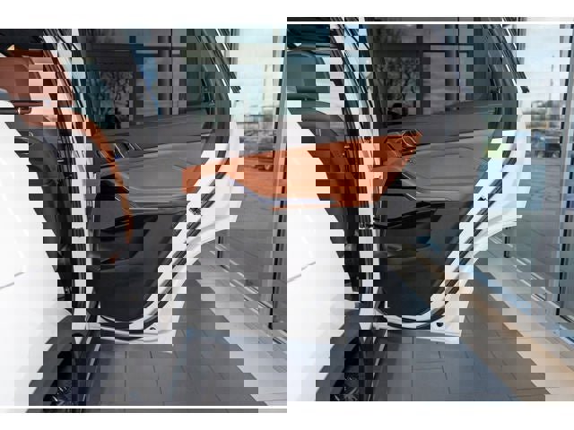 New 2026 BMW X5 xDrive50e image 68