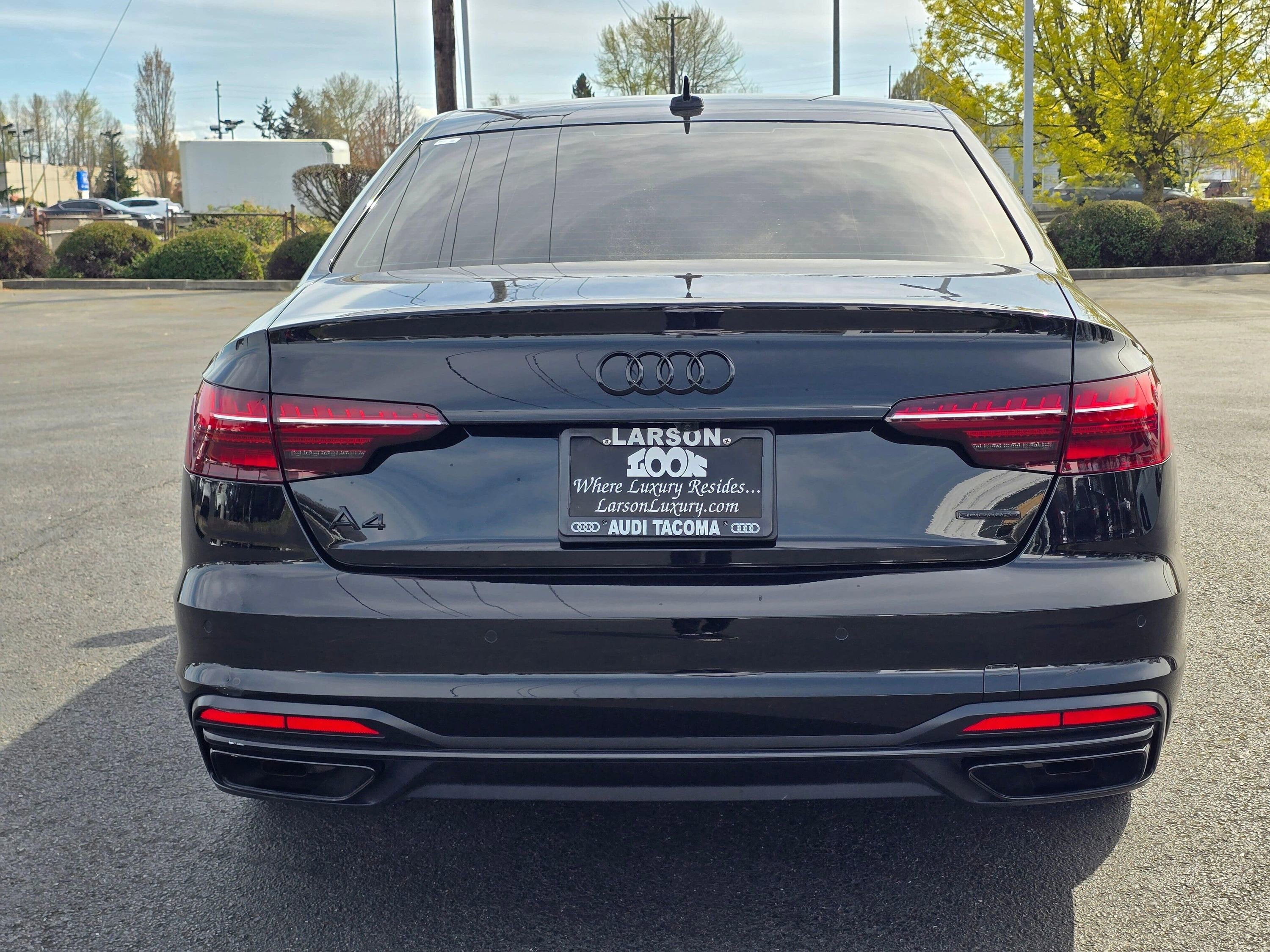 Used 2023 Audi A4 2.0T Prestige w/ Prestige Package image 5