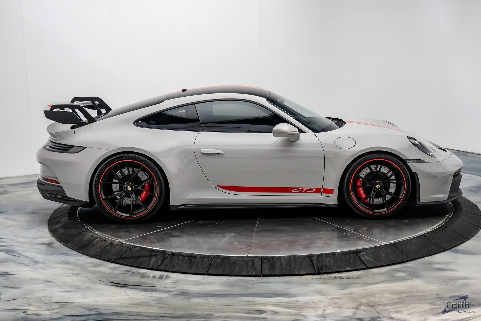 Used 2022 Porsche 911 GT3 RWD image 27
