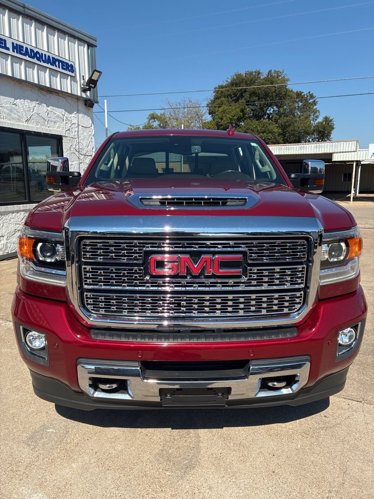 Used 2018 GMC Sierra 2500 Denali w/ Duramax Plus Package image 6