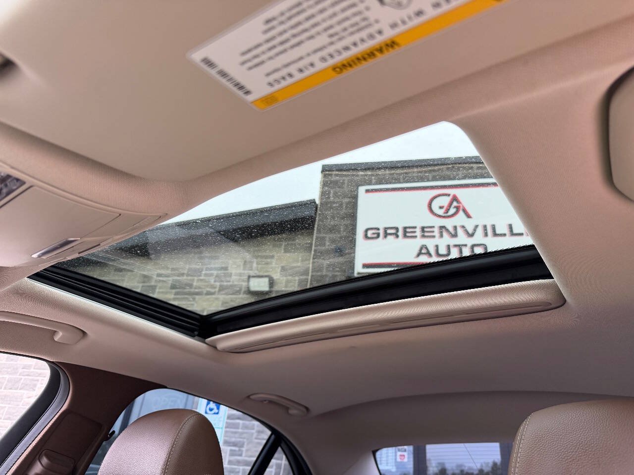 Used 2019 Mercedes-Benz E 300 4MATIC image 23