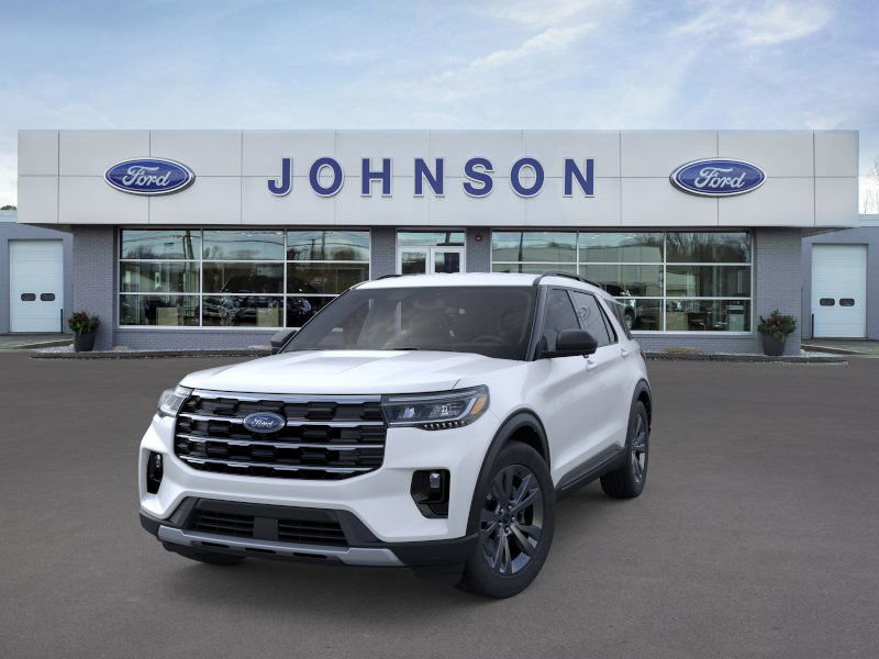 New 2026 Ford Explorer Active w/ Active Comfort Package image 2