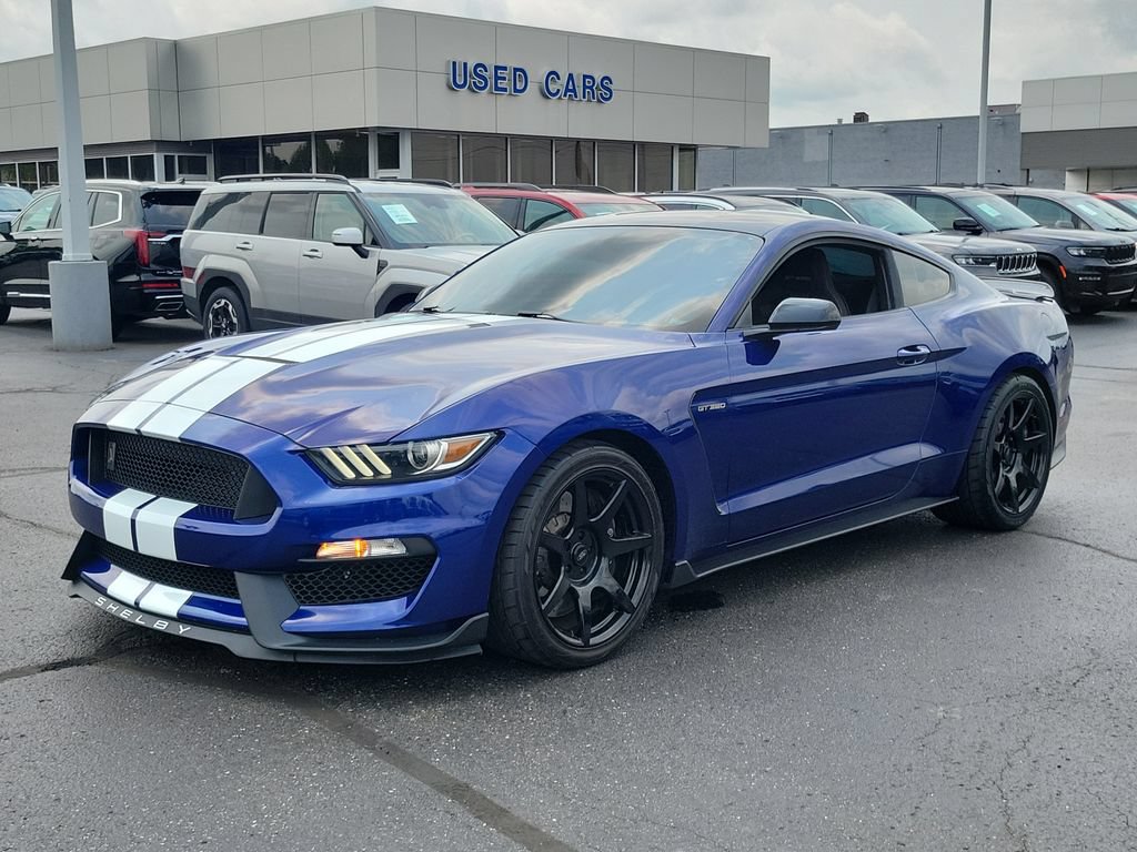 Used 2016 Ford Mustang Shelby GT350 w/ Track Package RWD image 8