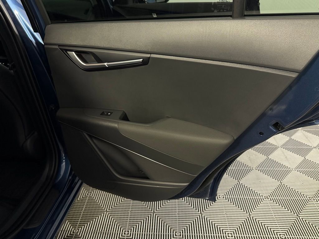 Used 2025 Kia Niro Wind FWD image 29