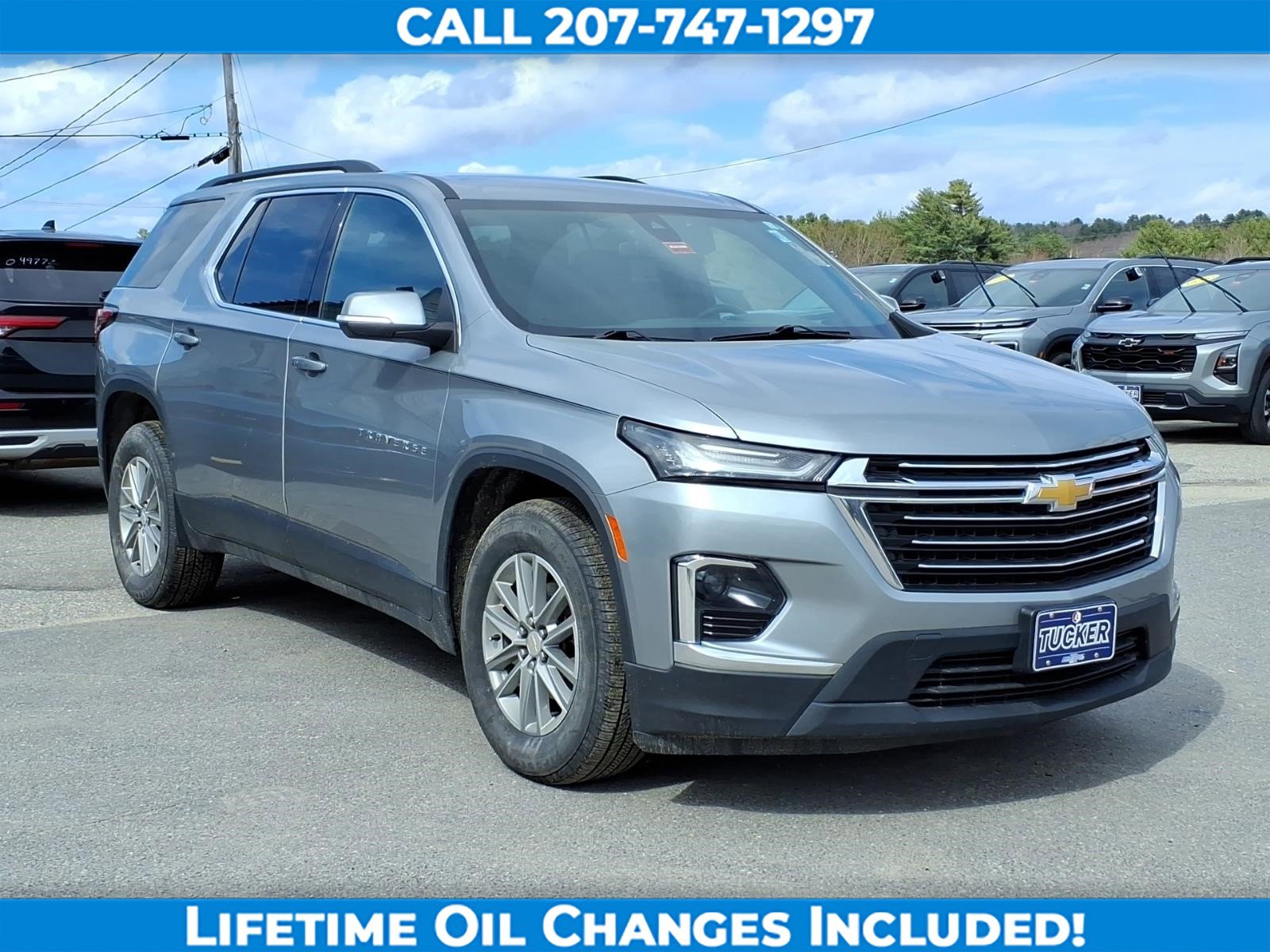 Used 2023 Chevrolet Traverse LT AWD/4WD image 3
