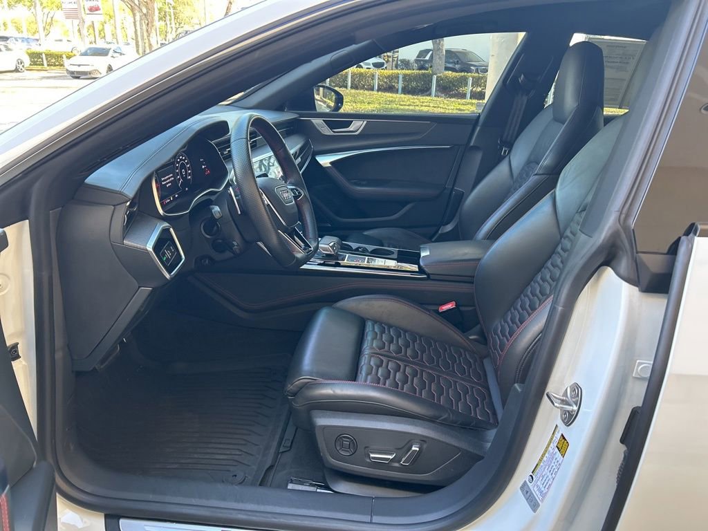 Used 2022 Audi RS 7 Sportback w/ Black Optic Package image 5
