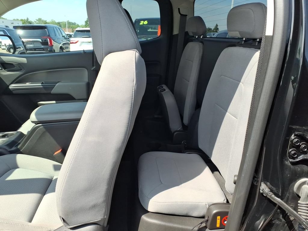 Used 2022 GMC Canyon Elevation Standard w/ Convenience Package AWD/4WD image 9