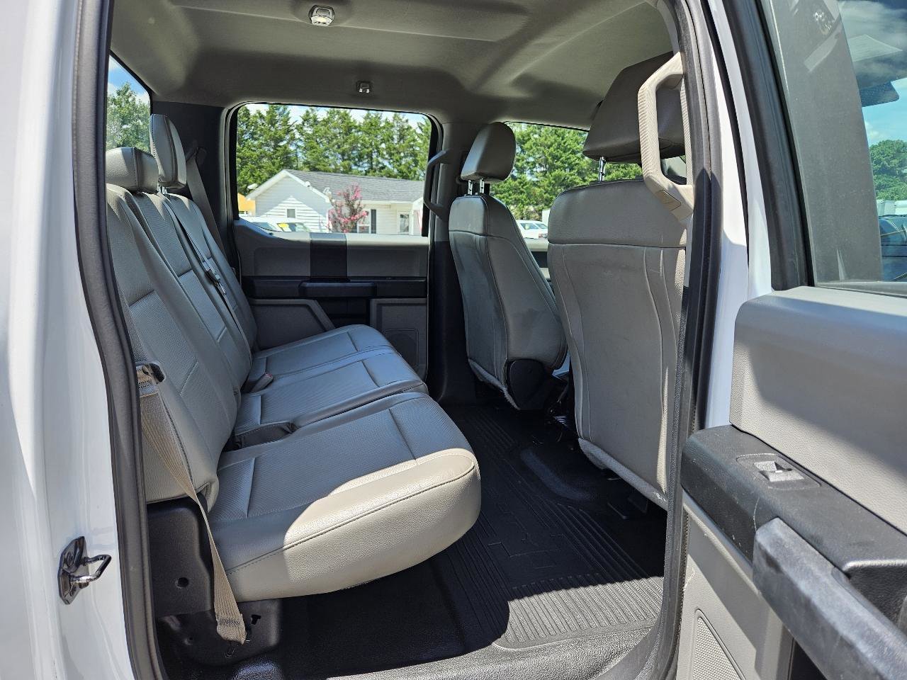 Used 2017 Ford F350 XL image 27