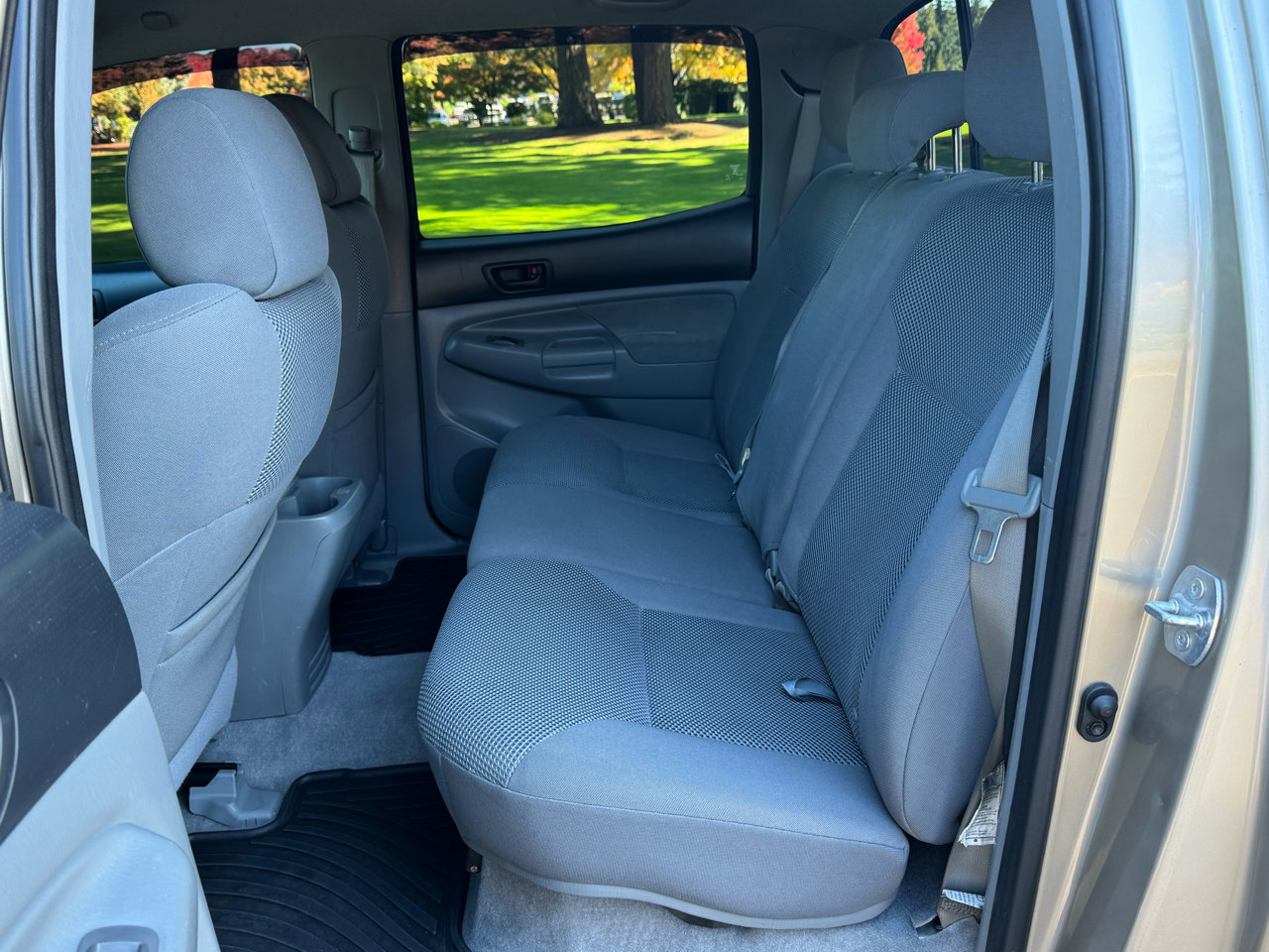 Used 2005 Toyota Tacoma 4x4 Double Cab image 11