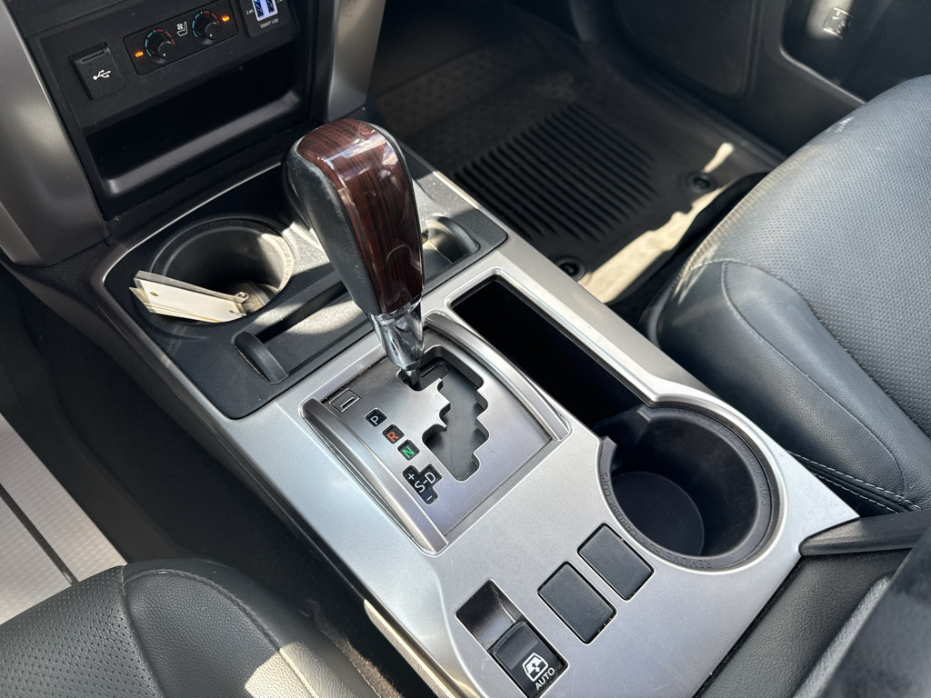 Used 2022 Toyota 4Runner Limited AWD/4WD image 19