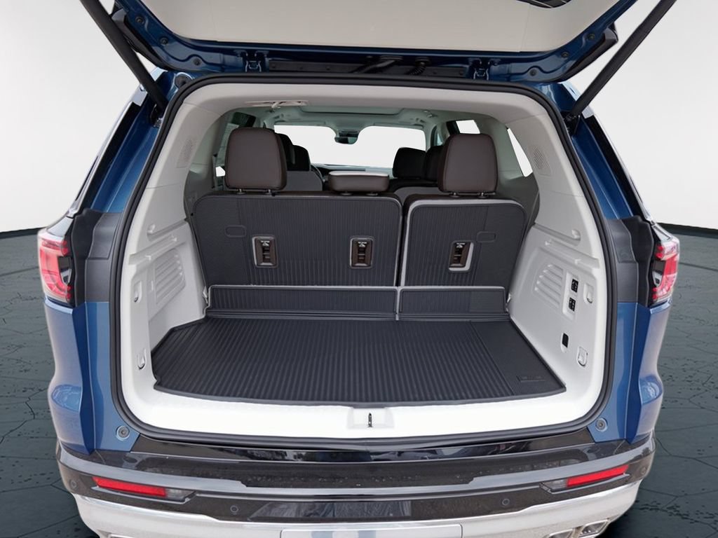 New 2026 GMC Acadia Denali w/ Super Cruise Package FWD image 28
