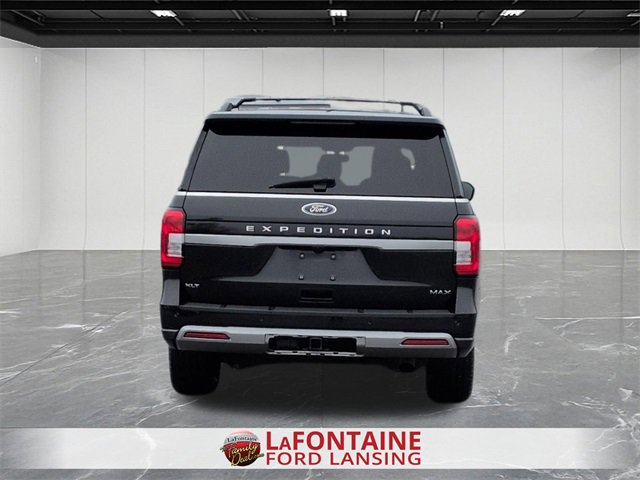 Used 2024 Ford Expedition Max XLT image 4