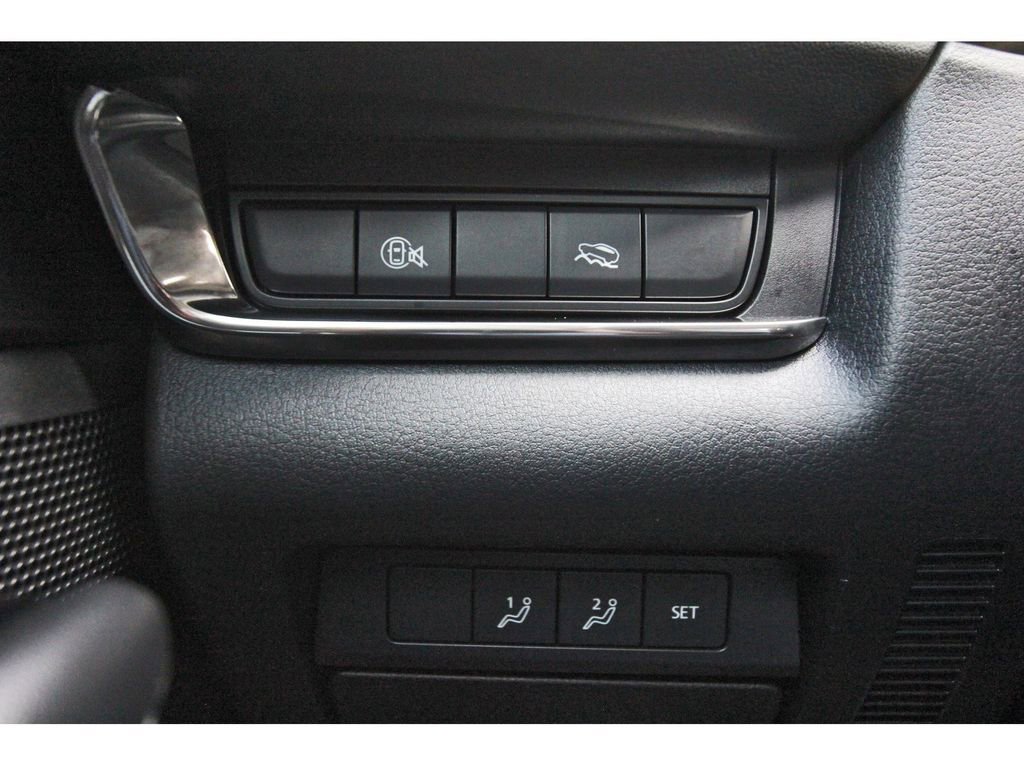 Used 2025 MAZDA CX-30 AWD 2.5 S w/ Preferred Package image 21