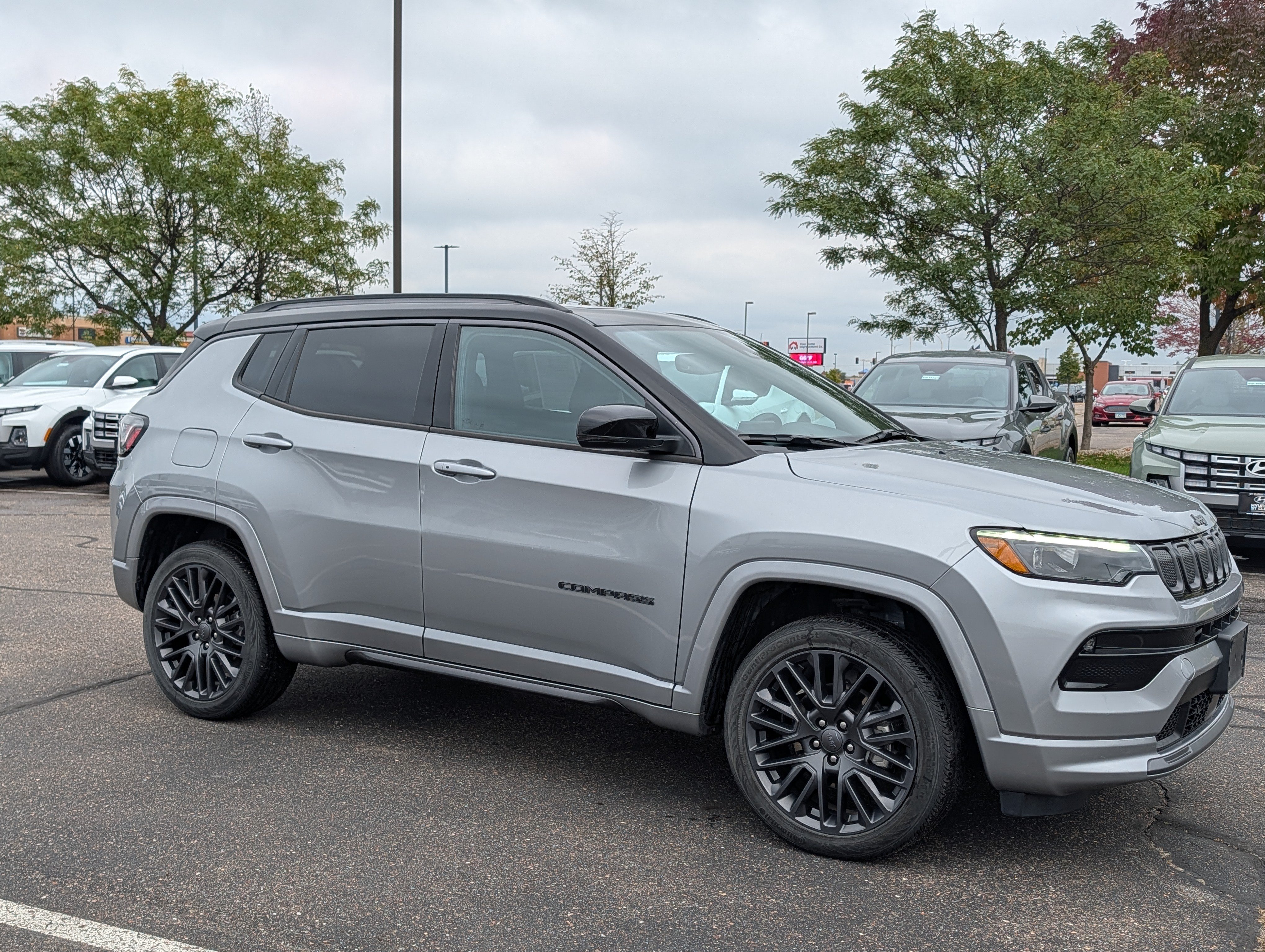 Used 2022 Jeep Compass High Altitude AWD/4WD image 7
