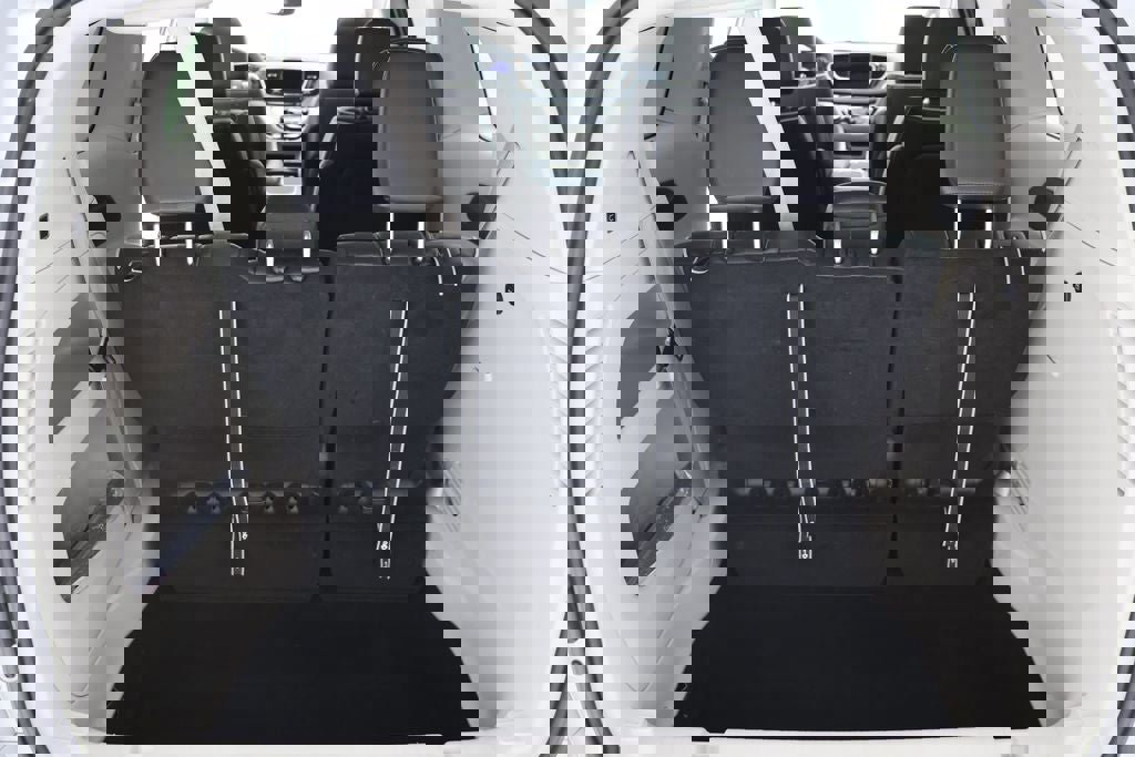 Used 2024 Chrysler Pacifica Limited image 31