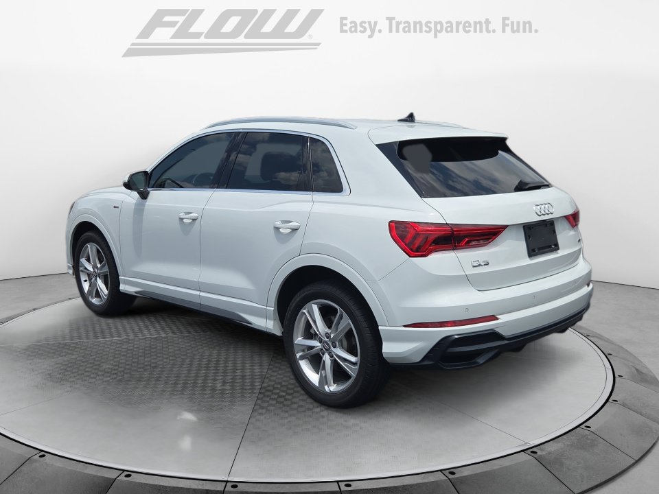 Used 2019 Audi Q3 2.0T Premium Plus w/ Premium Plus Package AWD/4WD image 6