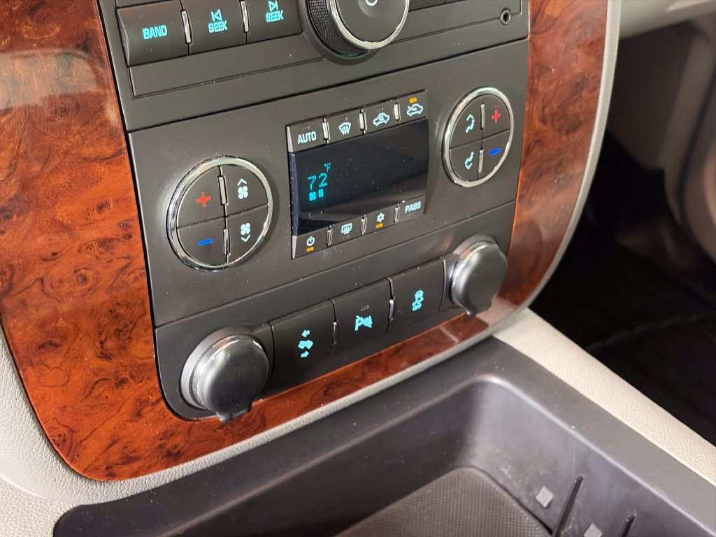 Used 2013 Chevrolet Avalanche LT w/ Texas Edition RWD image 21