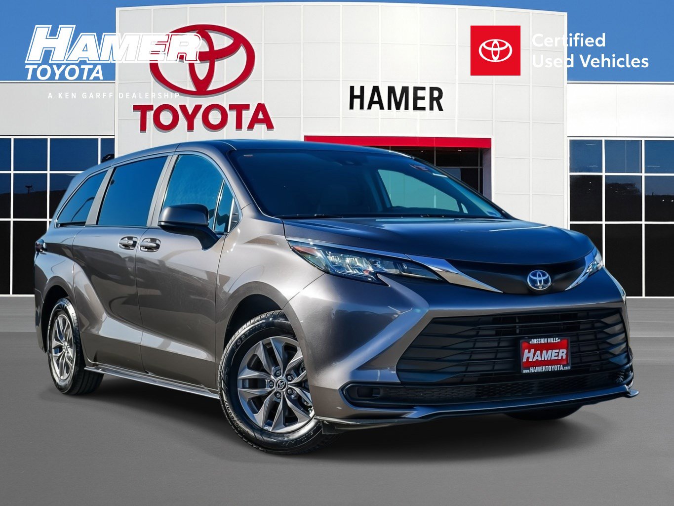 Certified 2023 Toyota Sienna LE