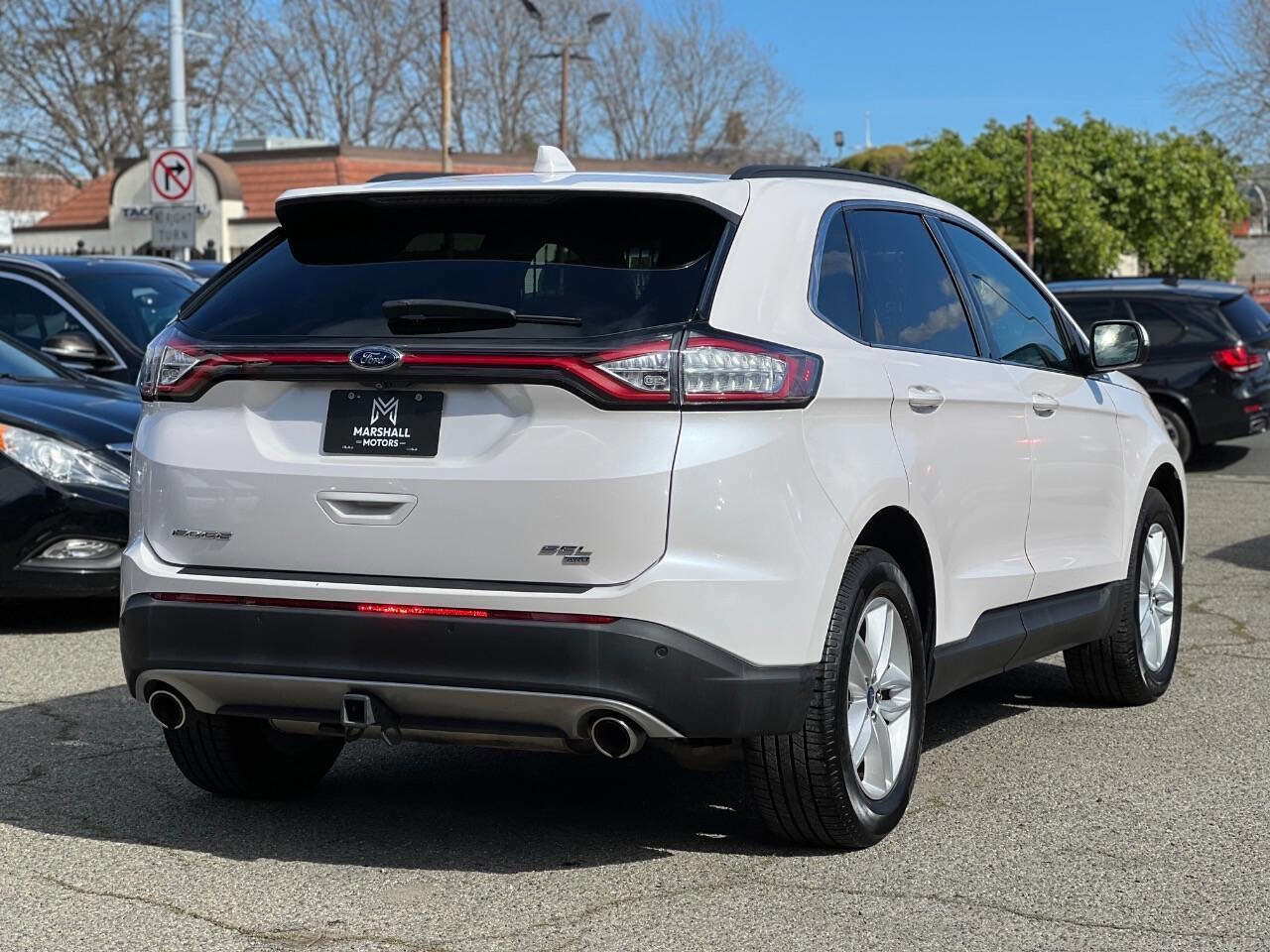 Used 2018 Ford Edge SEL w/ Equipment Group 201A image 4