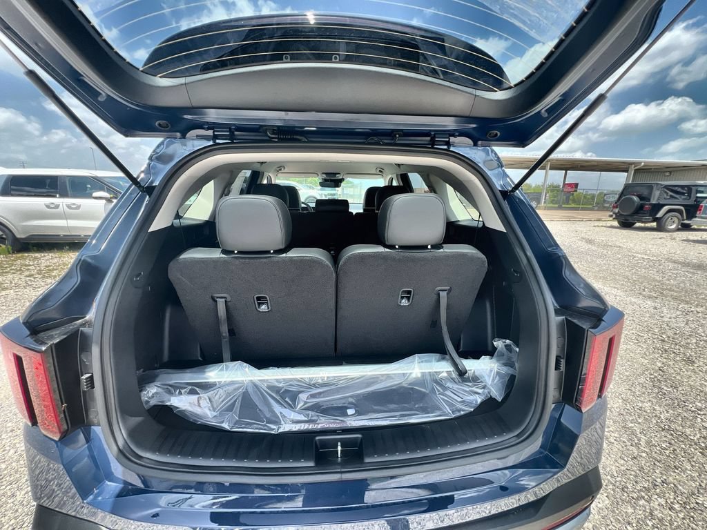 New 2026 Kia Sorento S AWD/4WD image 23