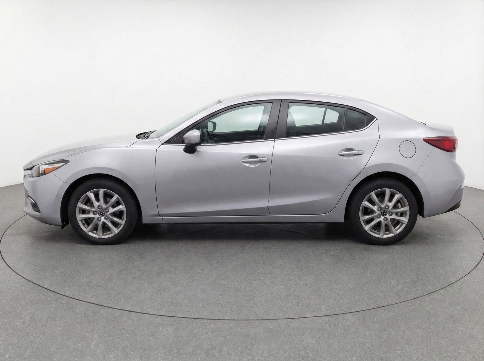 Used 2018 MAZDA MAZDA3 Sport w/ Preferred Equipment Package image 6
