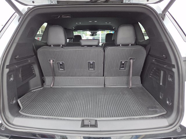 Used 2025 Buick Enclave Sport Touring w/ LPO, Floor Liner Package FWD image 20