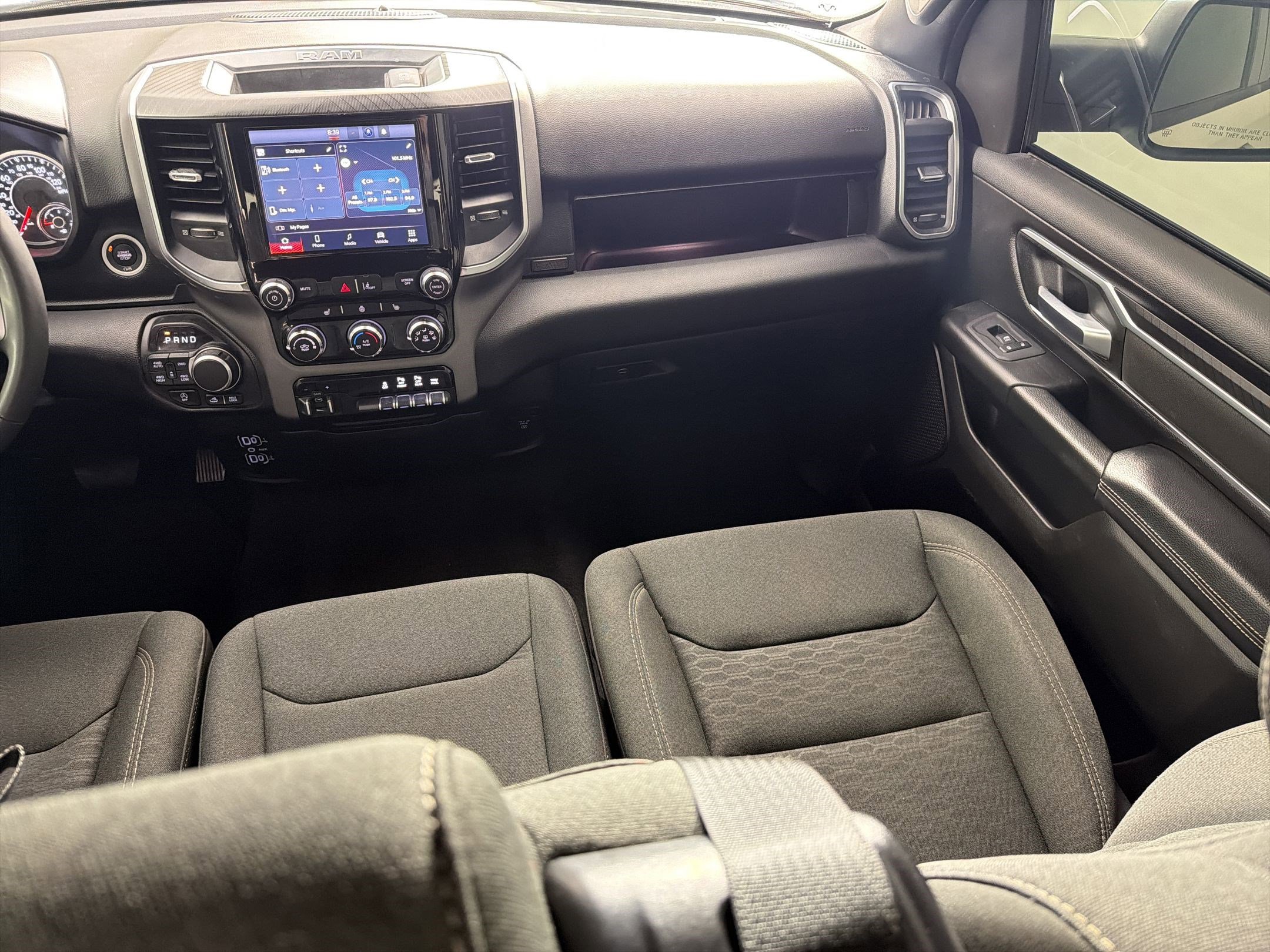 Used 2025 RAM 1500 Lone Star image 27