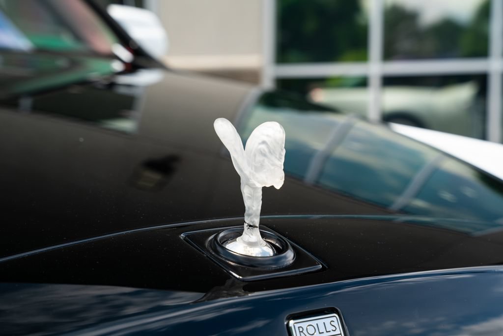 Used 2019 Rolls-Royce Phantom Sedan RWD image 7