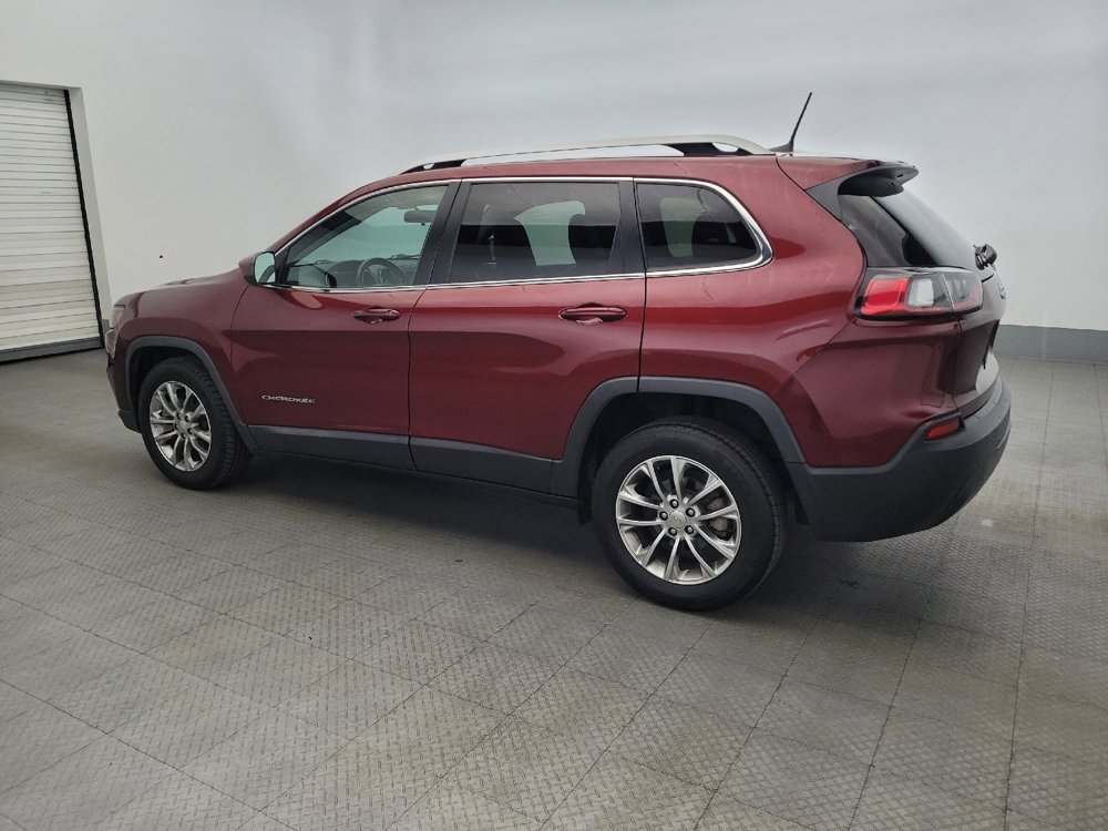 Used 2019 Jeep Cherokee Latitude Plus image 3