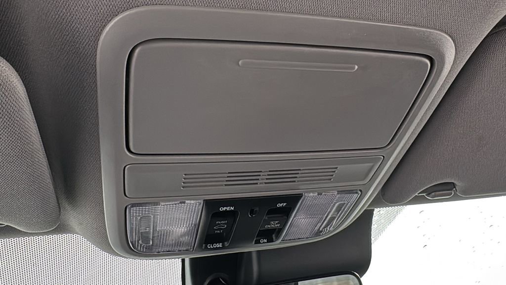 Used 2022 Honda Pilot Special Edition image 33