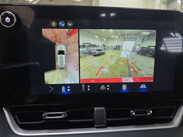 New 2026 Chevrolet Equinox LT w/ Convenience Package II image 25